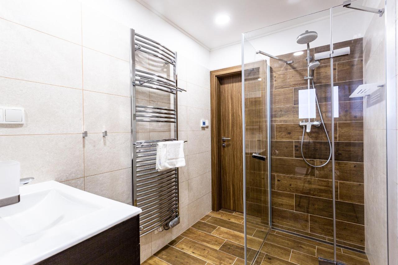 Apartmany Na Vyhledech Loucna pod Klinovcem Ngoại thất bức ảnh