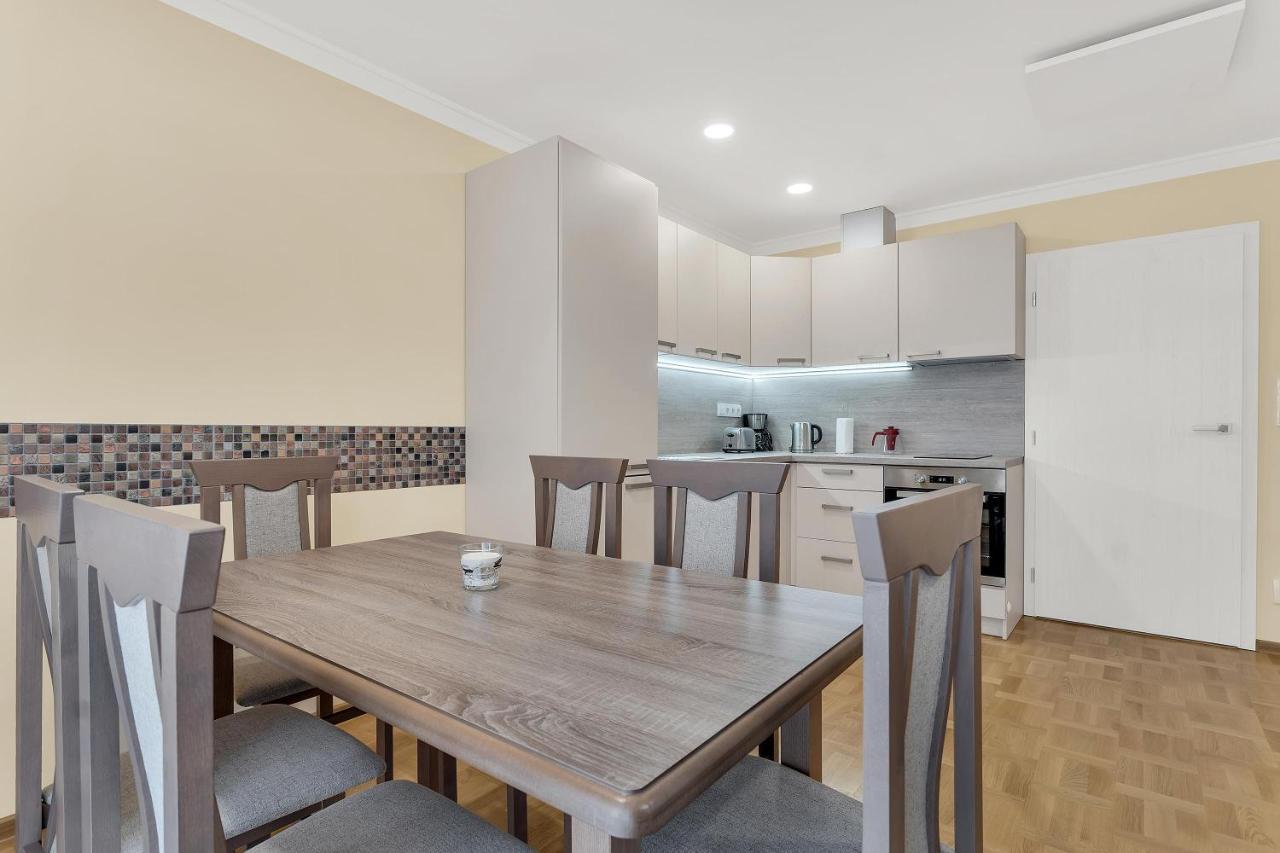 Apartmany Na Vyhledech Loucna pod Klinovcem Ngoại thất bức ảnh